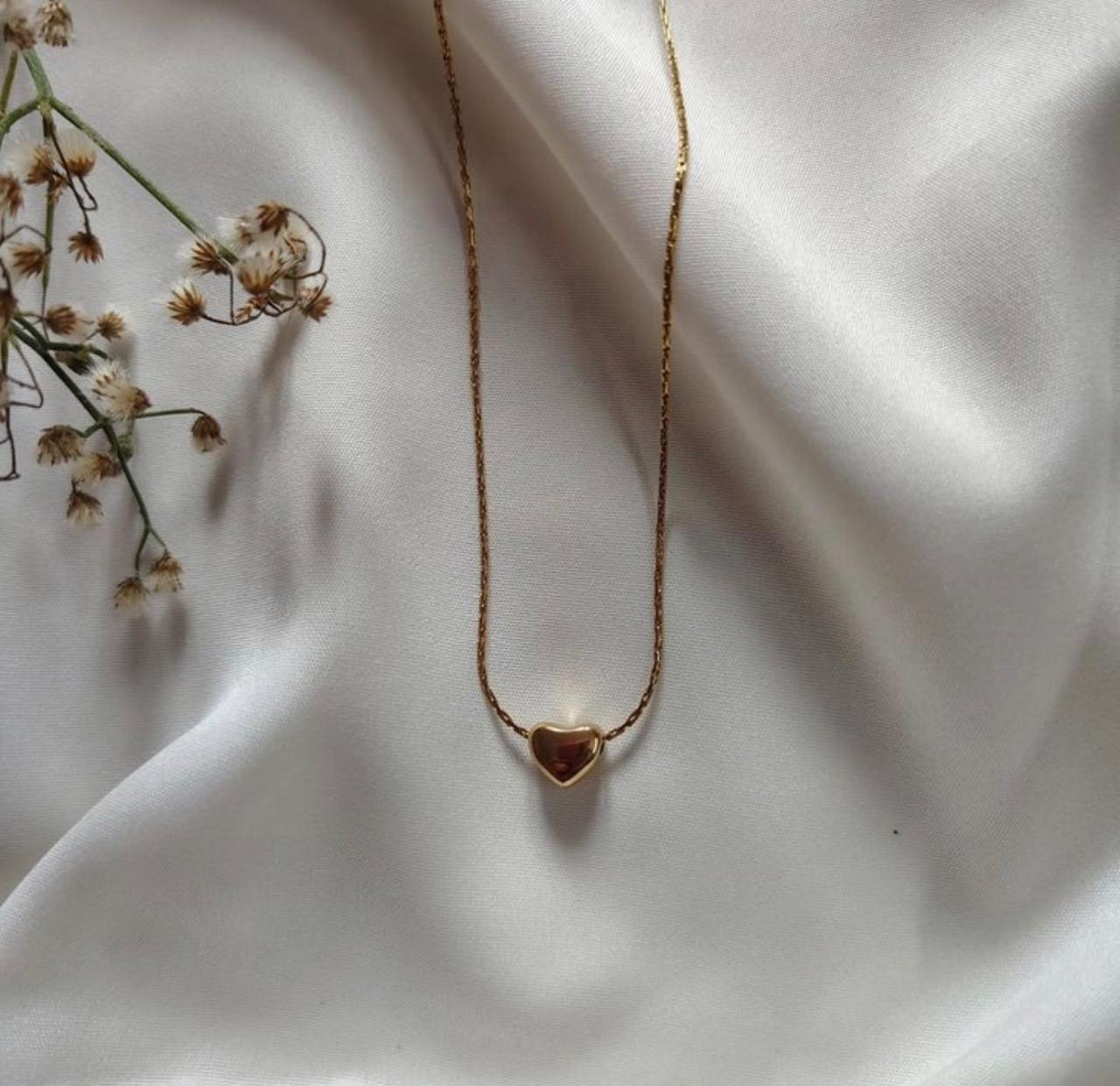 Colar Coração Delicado Super Lindo Folheado A Ouro 18k